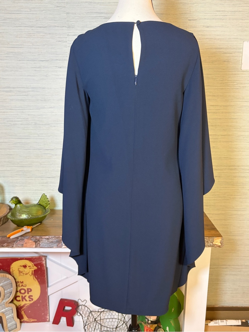 Halston Heritage Asymmetric Drape Crepe Dress Size 2 Navy Cape Capelet Sleeve - Picture 6 of 9